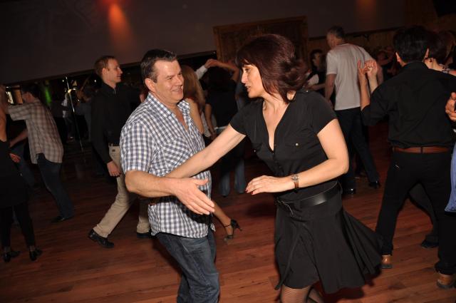 min 2010 04 04 station danse 087